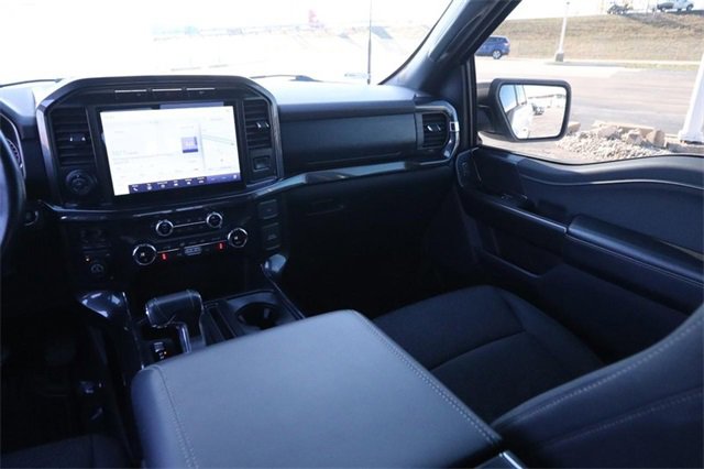 Certified 2021 Ford F150 XLT w/ Equipment Group 302A High image 24