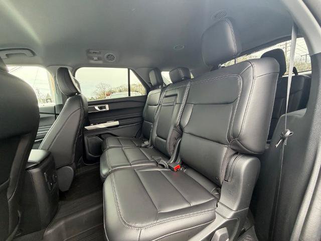 Certified 2023 Ford Explorer XLT w/ Equipment Group 202A AWD/4WD image 19