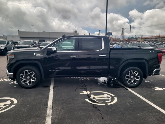 Used 2023 GMC Sierra 1500 SLT w/ SLT Convenience Package AWD/4WD image 8