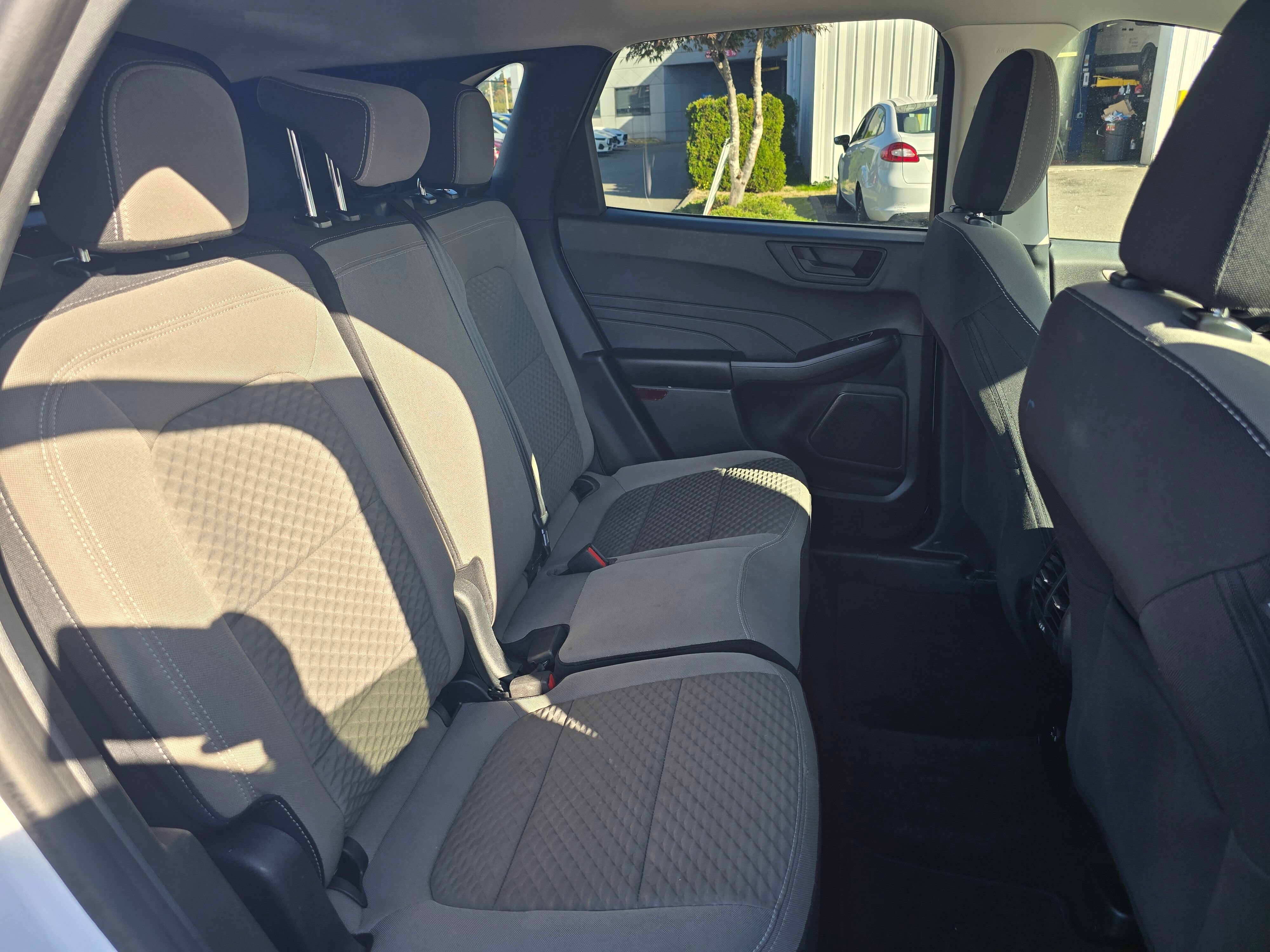Certified 2022 Ford Escape SE AWD/4WD image 16
