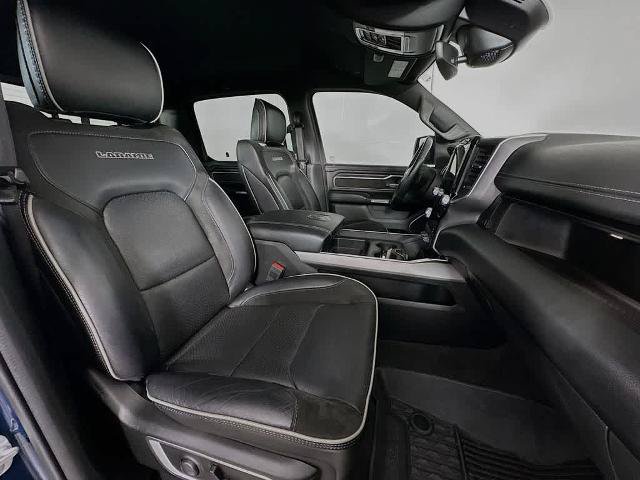 Used 2023 RAM 1500 Laramie AWD/4WD image 15