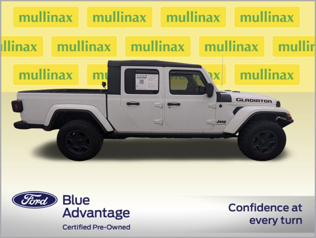 Used 2022 Jeep Gladiator Sport image 2