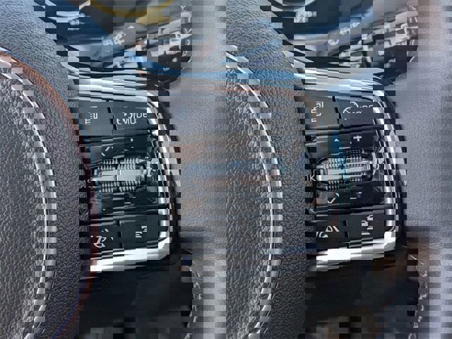 Used 2023 Kia Sorento SX image 21