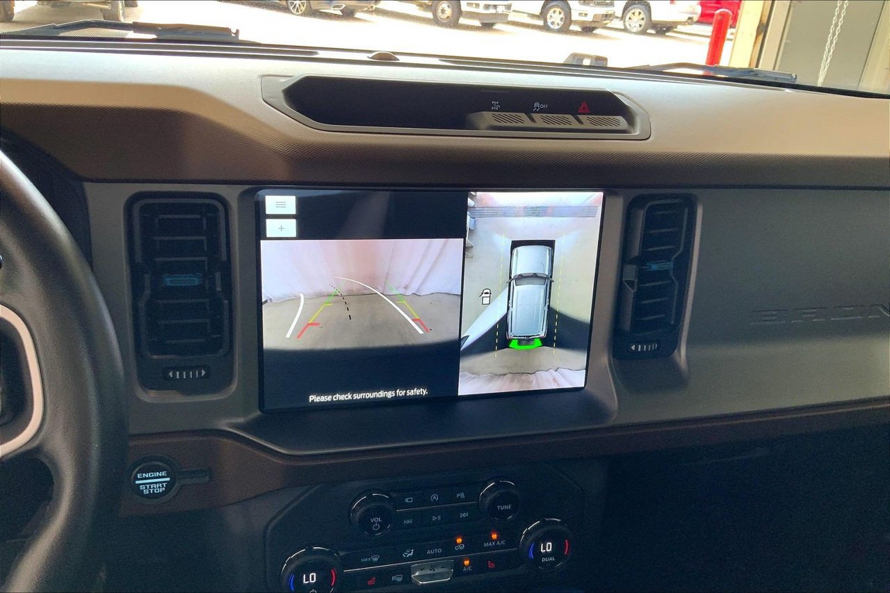 Certified 2023 Ford Bronco Outer Banks AWD/4WD image 24