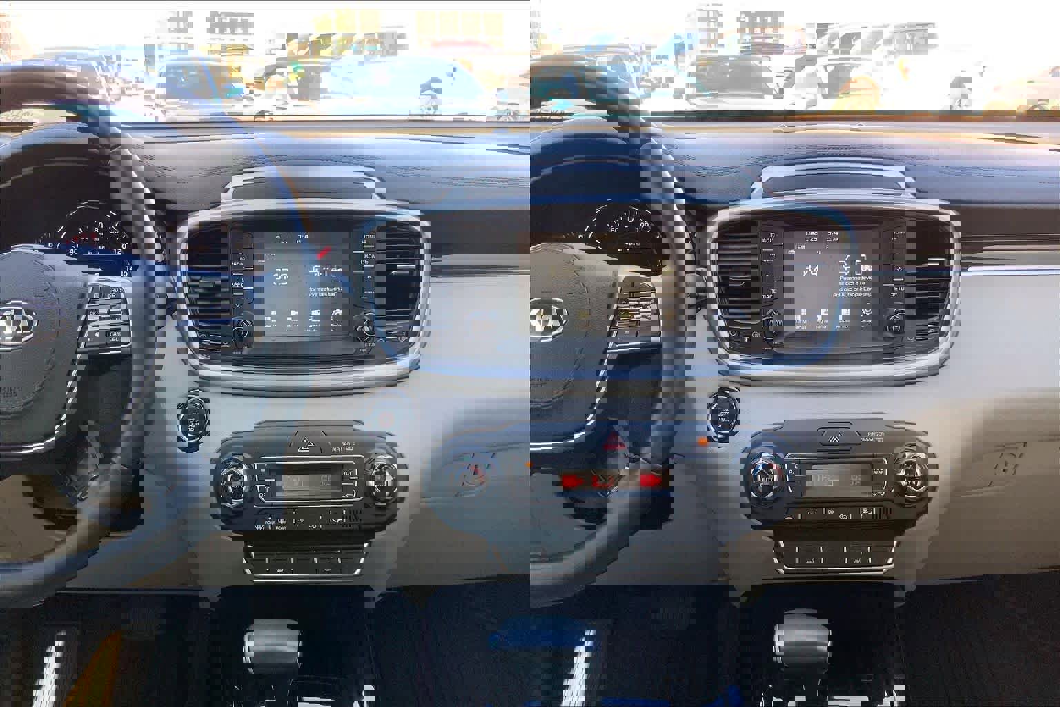 Used 2020 Kia Sorento EX image 6