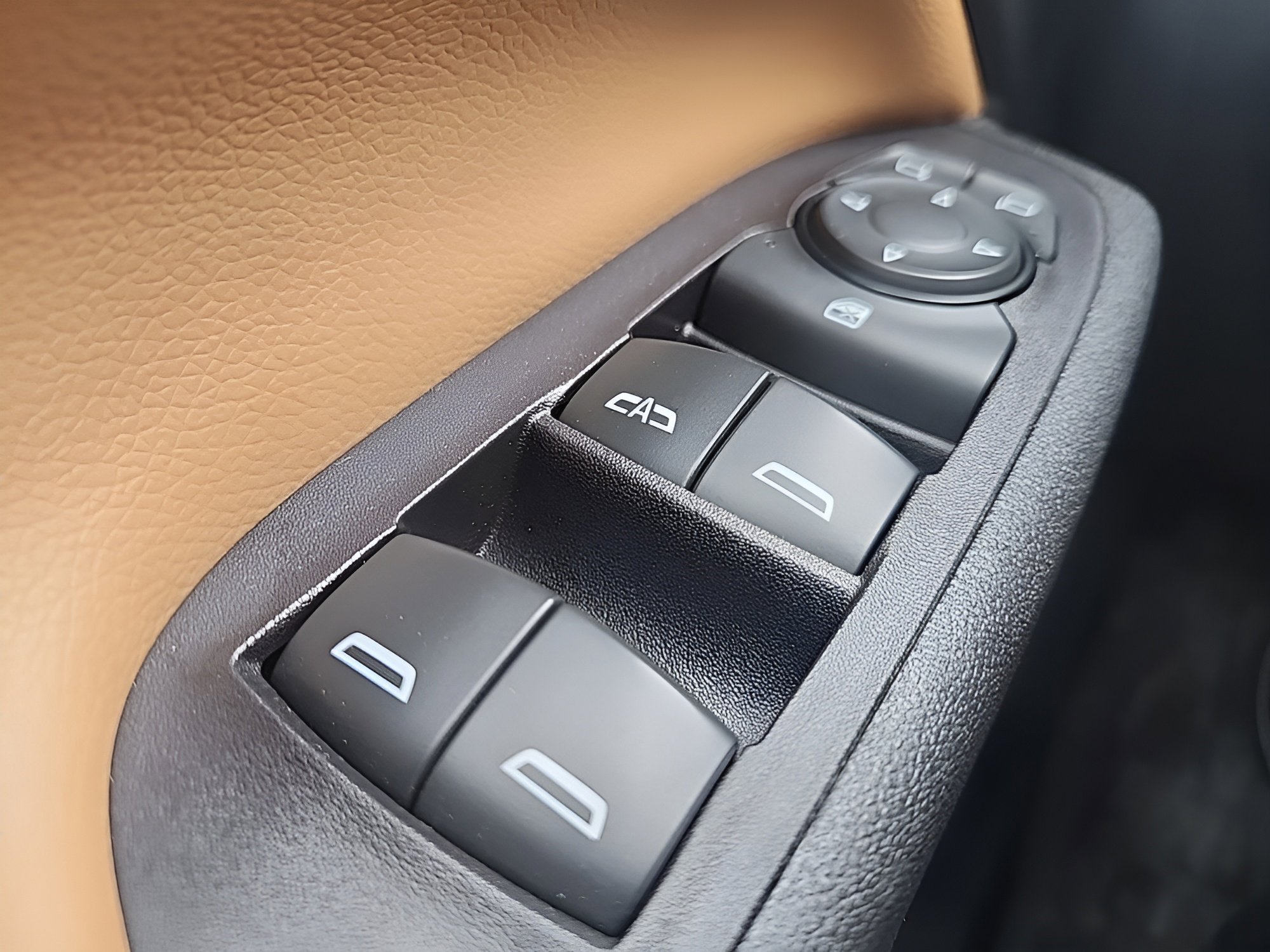 Used 2020 Chevrolet Equinox Premier image 14