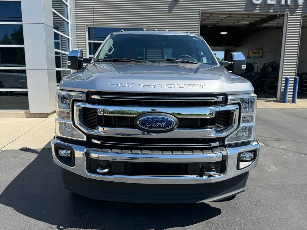 Certified 2022 Ford F250 XLT w/ XLT Premium Package AWD/4WD image 4