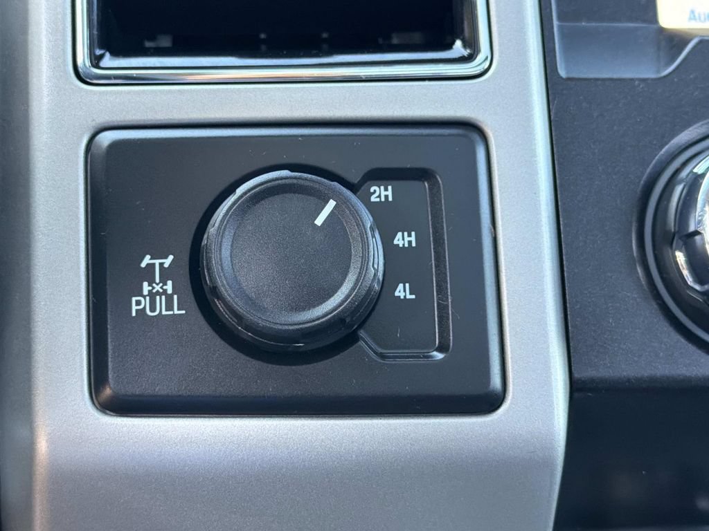 Certified 2020 Ford F250 Lariat AWD/4WD image 27