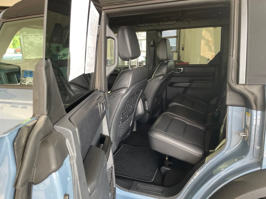 Certified 2025 Ford Bronco Badlands AWD/4WD image 13