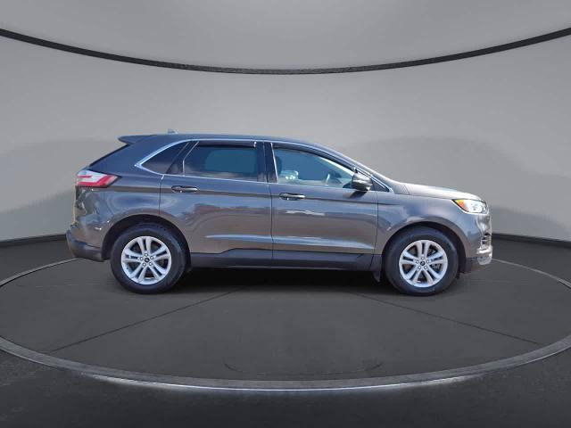 Certified 2020 Ford Edge SEL w/ Convenience Package AWD/4WD image 9