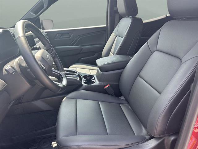 Used 2026 Chevrolet Colorado Trail Boss AWD/4WD image 11