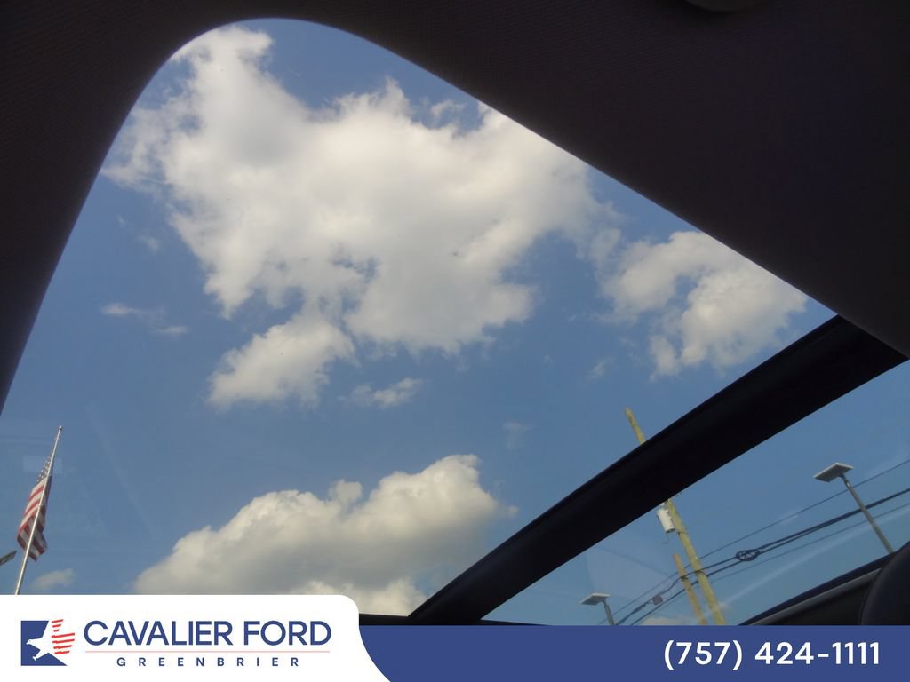 Used 2023 Kia Sorento SX AWD/4WD image 7