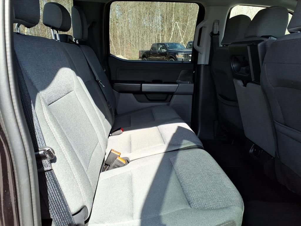 Certified 2025 Ford F150 XLT w/ Equipment Group 301A Standard image 15