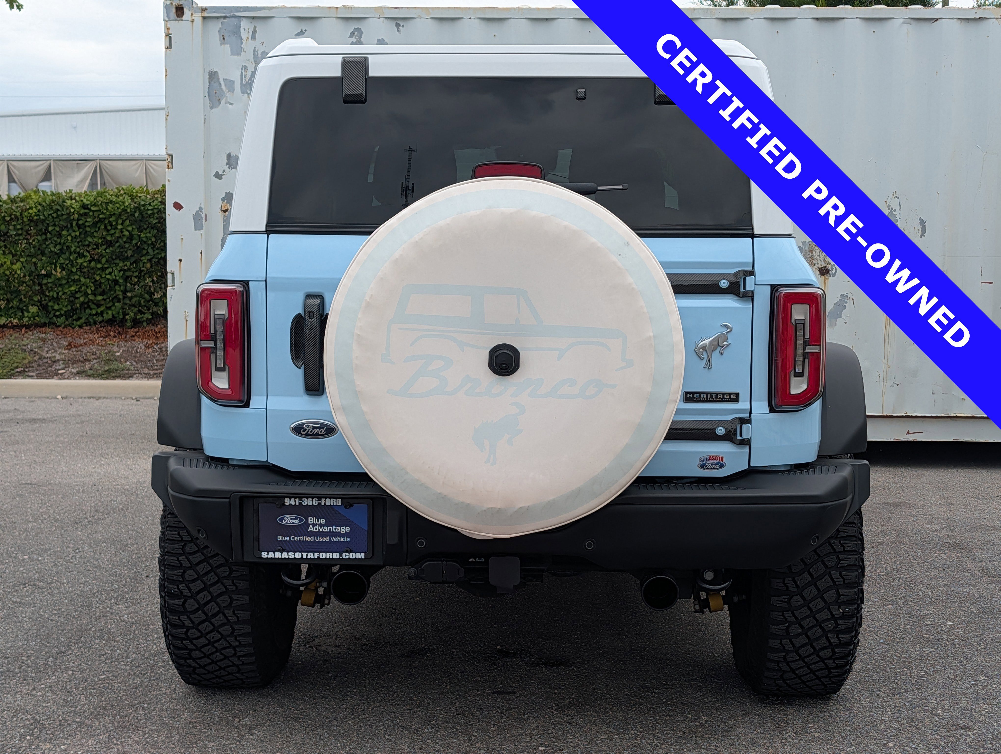 Certified 2023 Ford Bronco Heritage Edition AWD/4WD image 5
