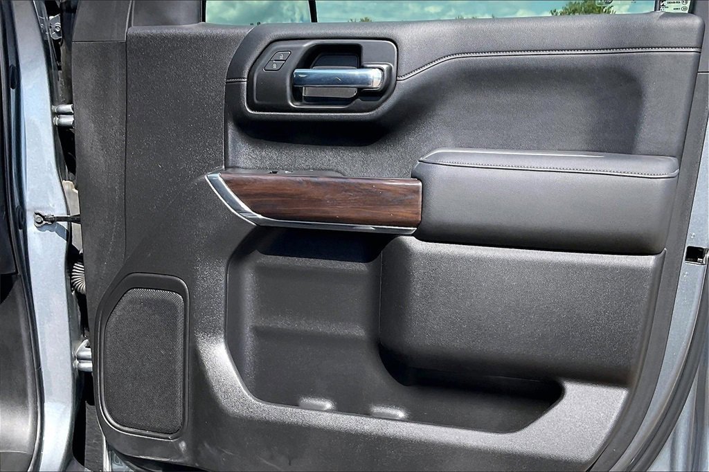 Used 2020 GMC Sierra 1500 SLT image 29