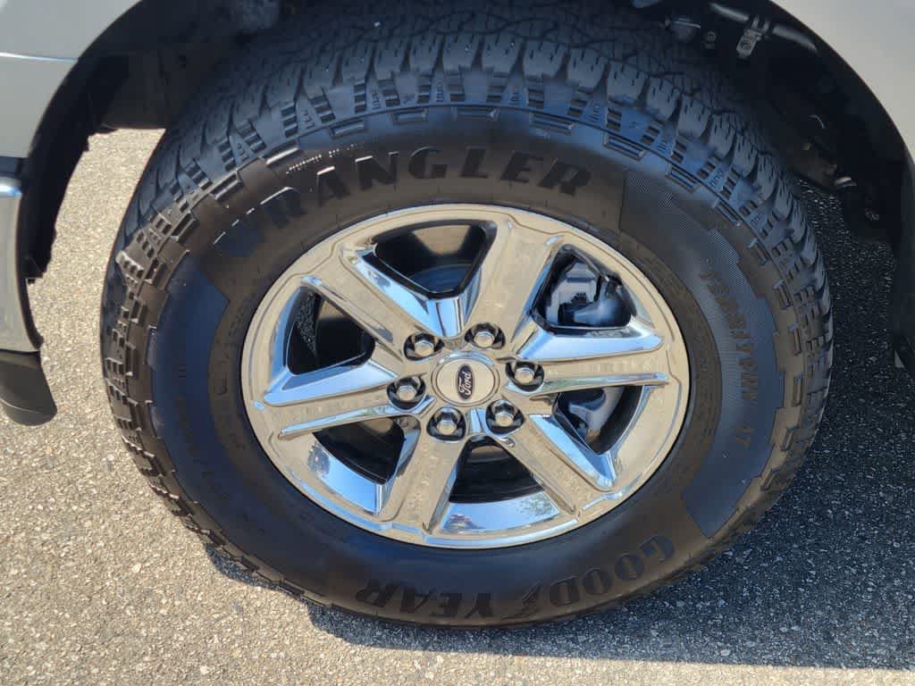 Certified 2025 Ford F150 XLT w/ Equipment Group 301A Standard AWD/4WD image 9