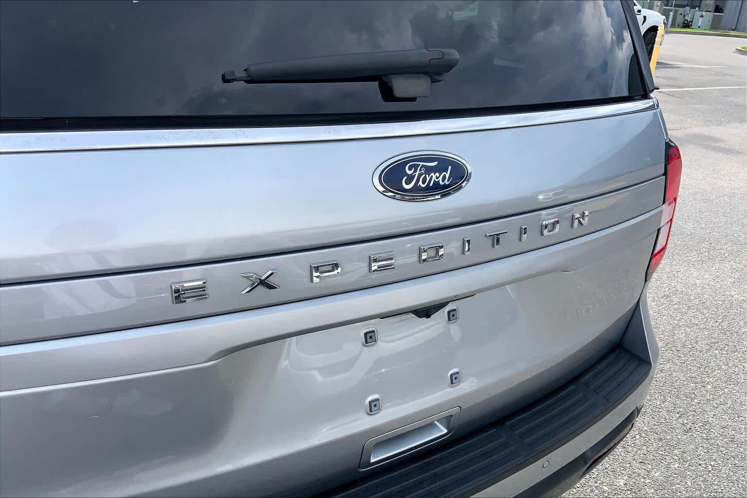 Certified 2022 Ford Expedition XLT RWD image 30