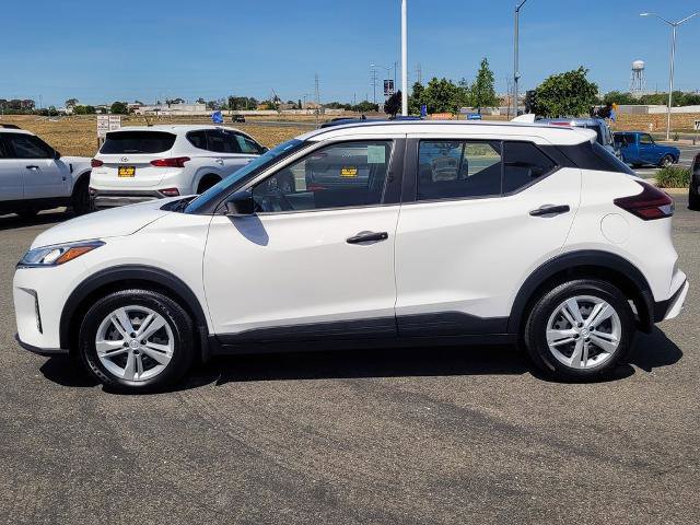 Used 2024 Nissan Kicks S FWD image 2
