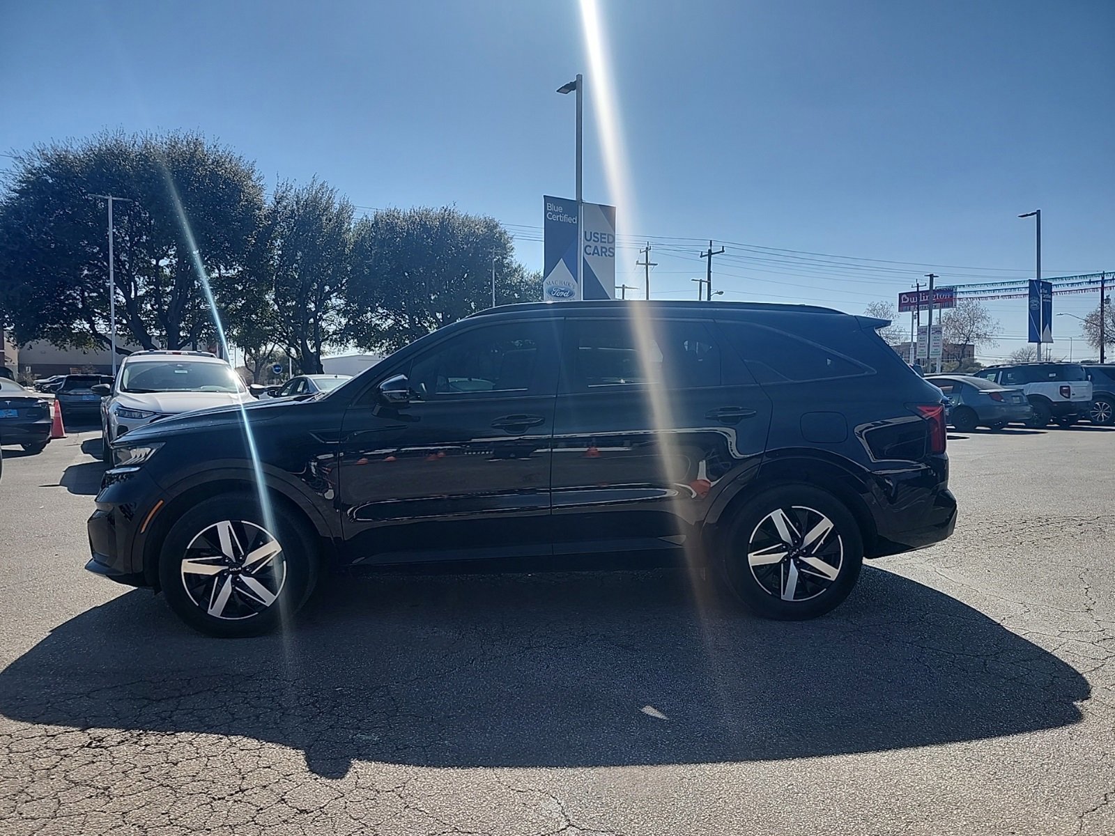 Used 2022 Kia Sorento S image 4