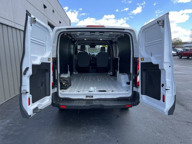 Certified 2017 Ford Transit 250 148 Low Roof RWD image 8