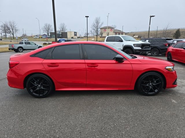 Used 2023 Honda Civic Sport image 2