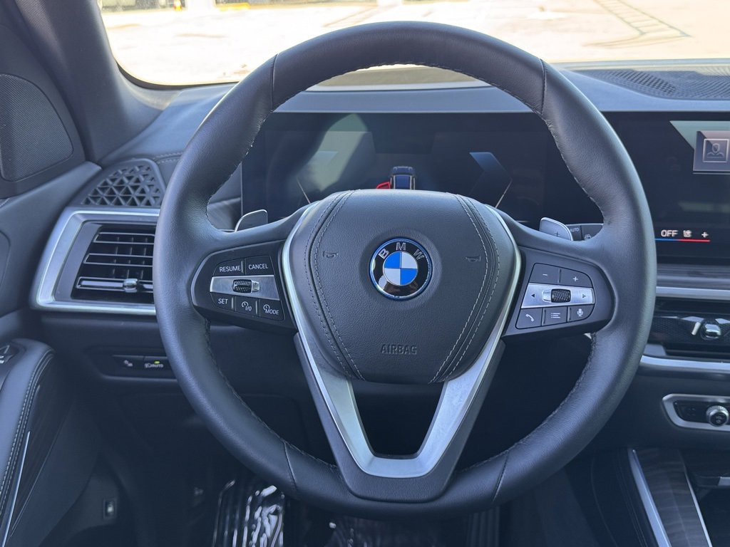 Used 2024 BMW X5 xDrive50e w/ Parking Assistance Package image 23