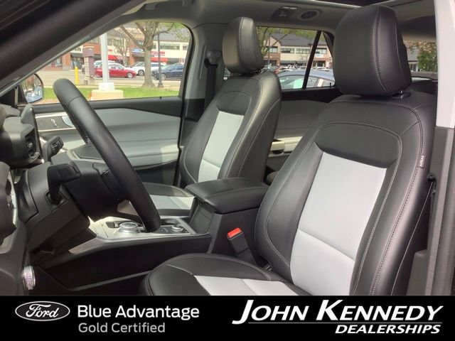 Certified 2023 Ford Explorer XLT w/ Equipment Group 202A AWD/4WD image 11