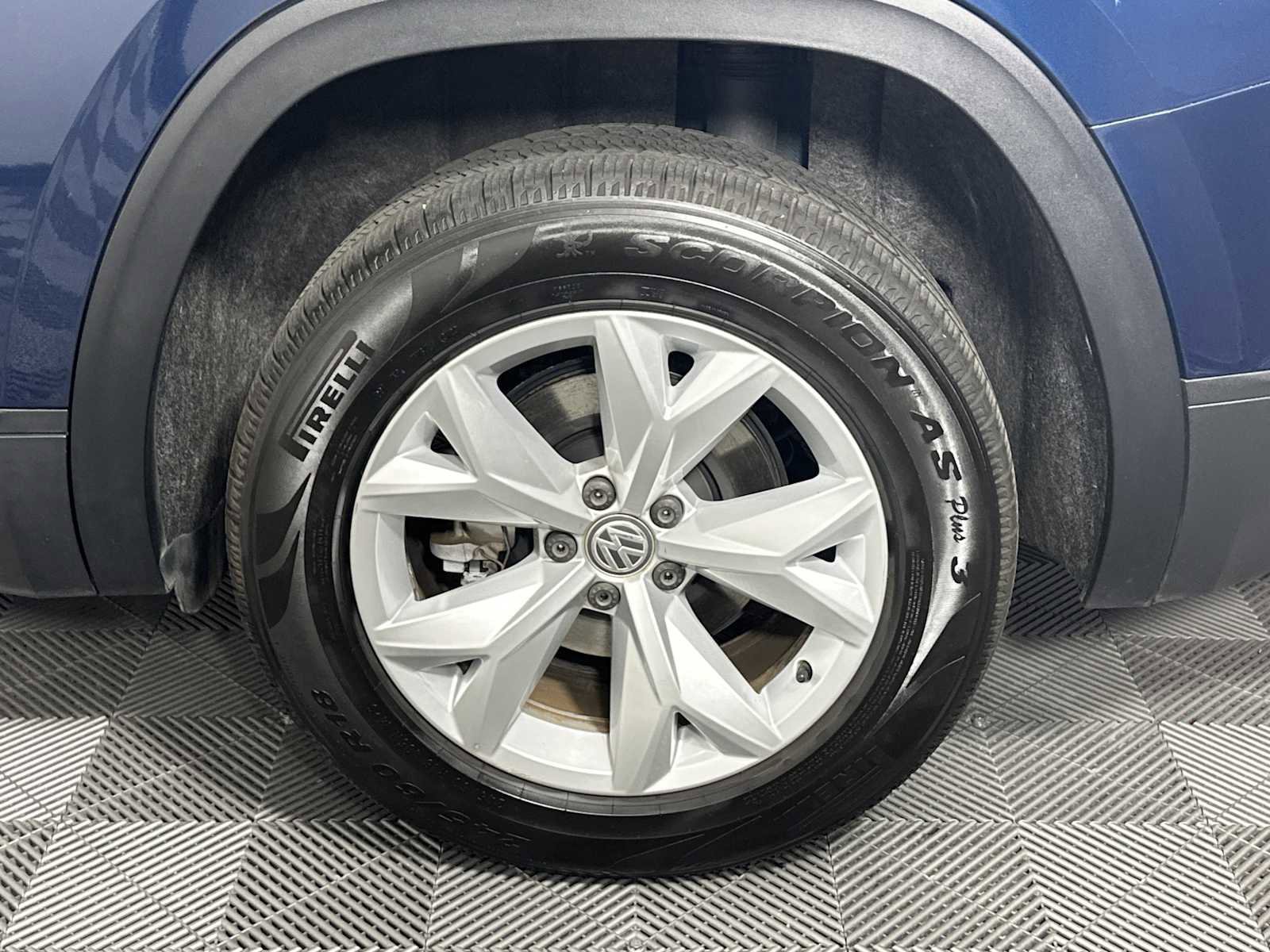 Used 2019 Volkswagen Atlas SE FWD image 22