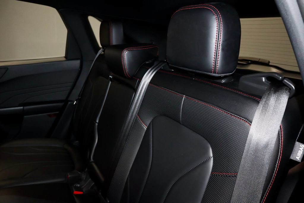 Certified 2025 Ford Escape ST-Line Elite w/ Premium Technology Package AWD/4WD image 23