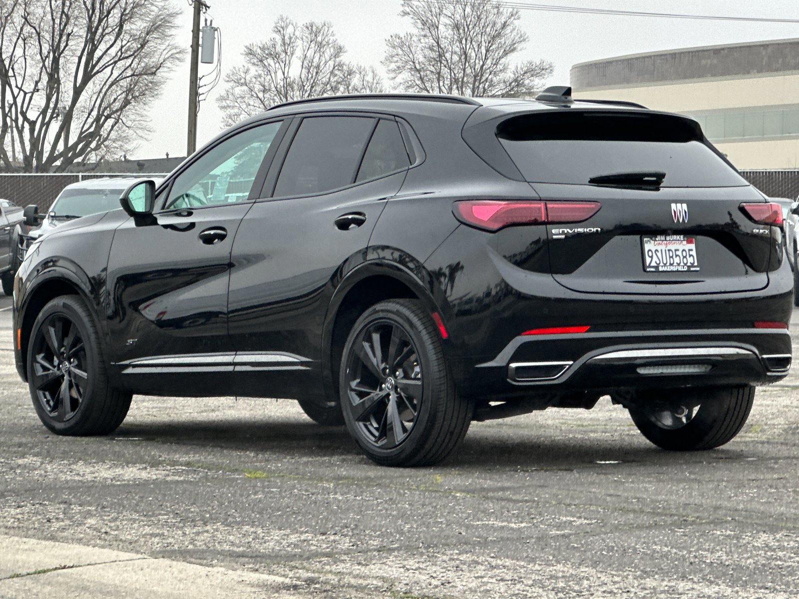 Used 2025 Buick Envision Sport Touring image 3