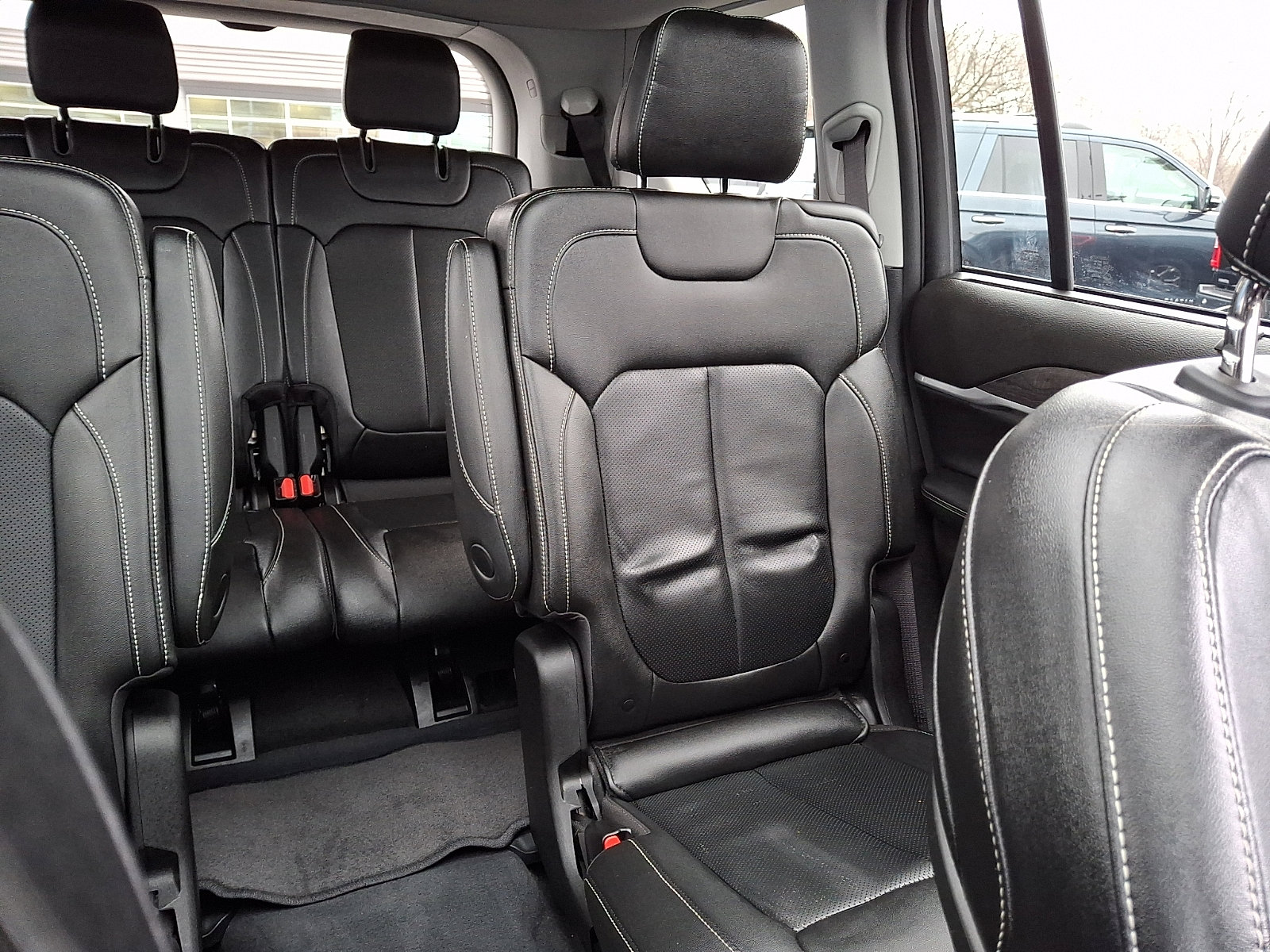 Used 2023 Jeep Grand Cherokee L Limited w/ Luxury Tech Group II image 20