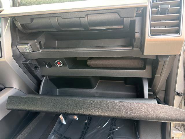 Certified 2019 Ford F250 Platinum w/ Platinum Ultimate Package image 12