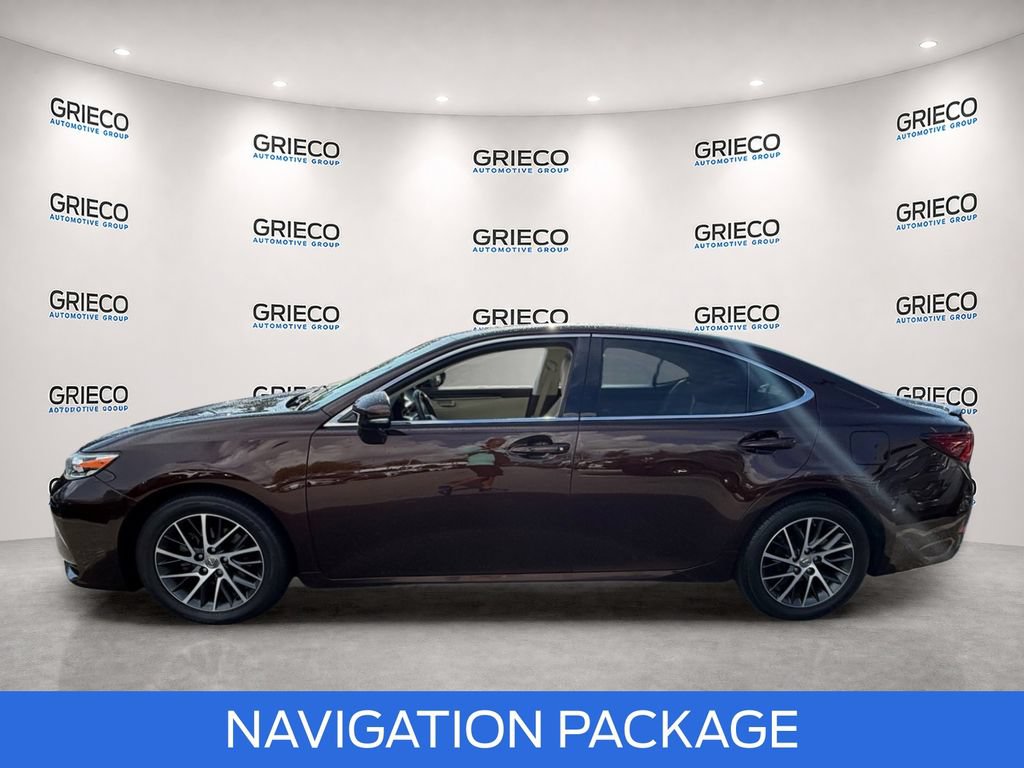 Used 2018 Lexus ES 350 w/ Luxury Package w/Wood Trim FWD image 4