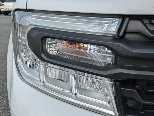 Certified 2022 Ford Maverick XL FWD image 10