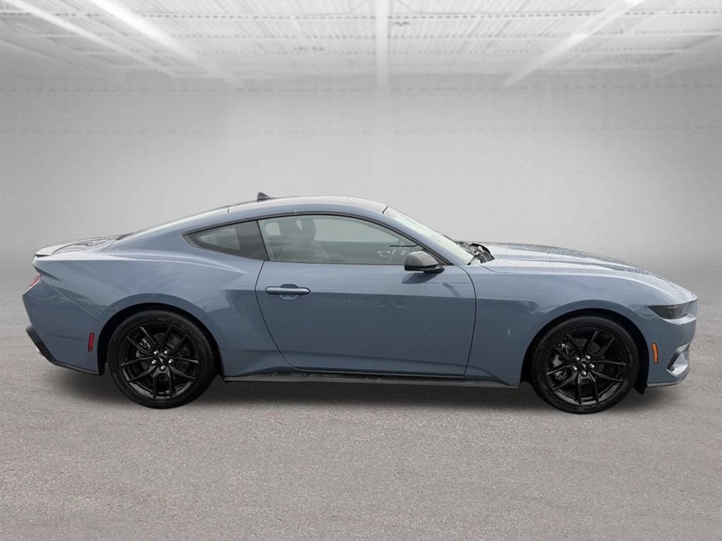 Certified 2025 Ford Mustang Coupe RWD image 3