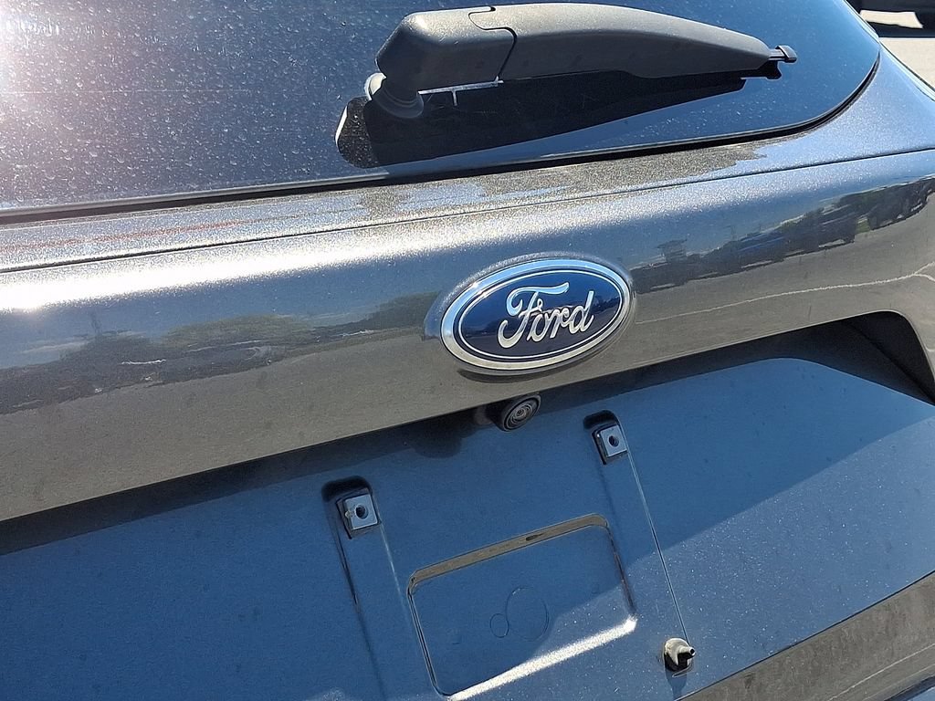 Certified 2019 Ford Escape Titanium AWD/4WD image 31