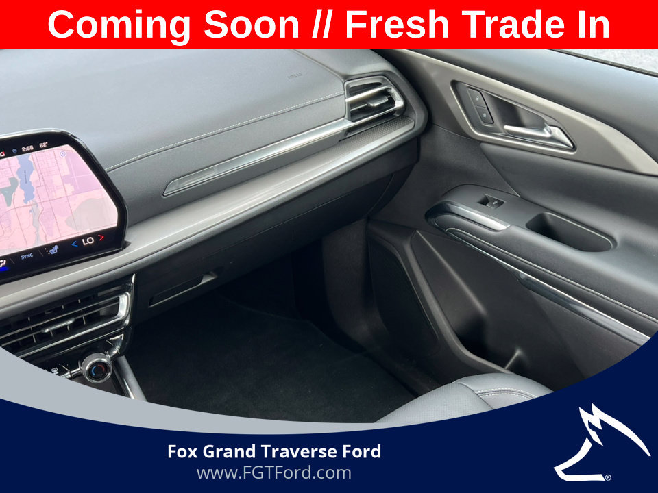 Used 2026 Chevrolet Traverse LT AWD/4WD image 31