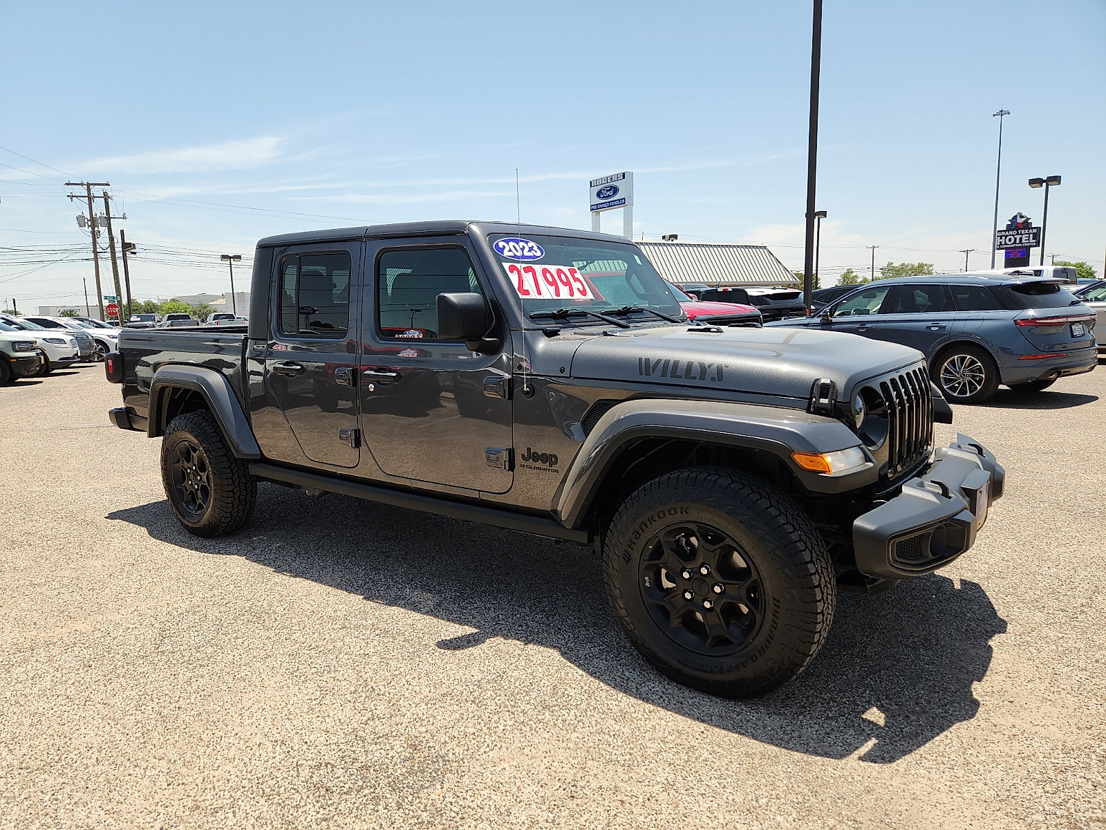 Used 2023 Jeep Gladiator Sport AWD/4WD image 8