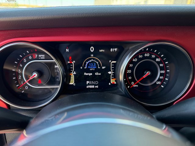 Used 2021 Jeep Gladiator Rubicon AWD/4WD image 11