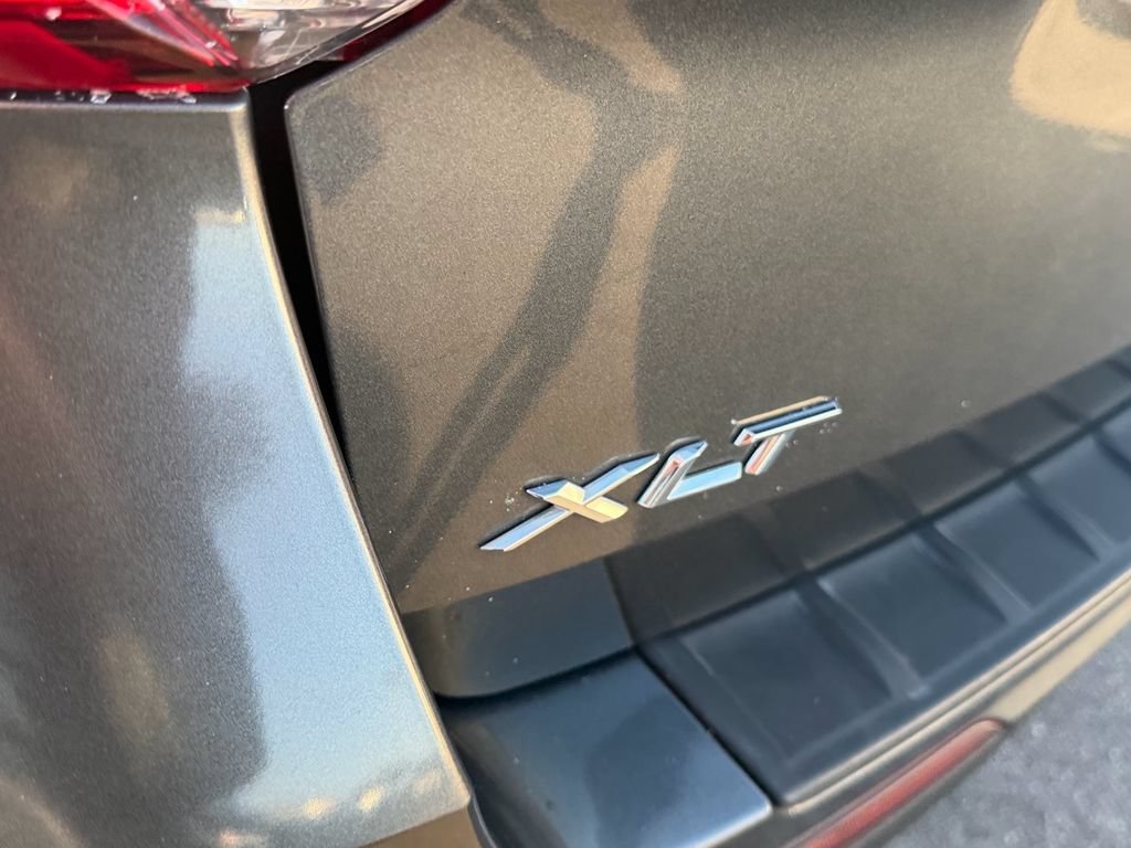 Certified 2020 Ford Explorer XLT w/ Equipment Group 202A AWD/4WD image 14