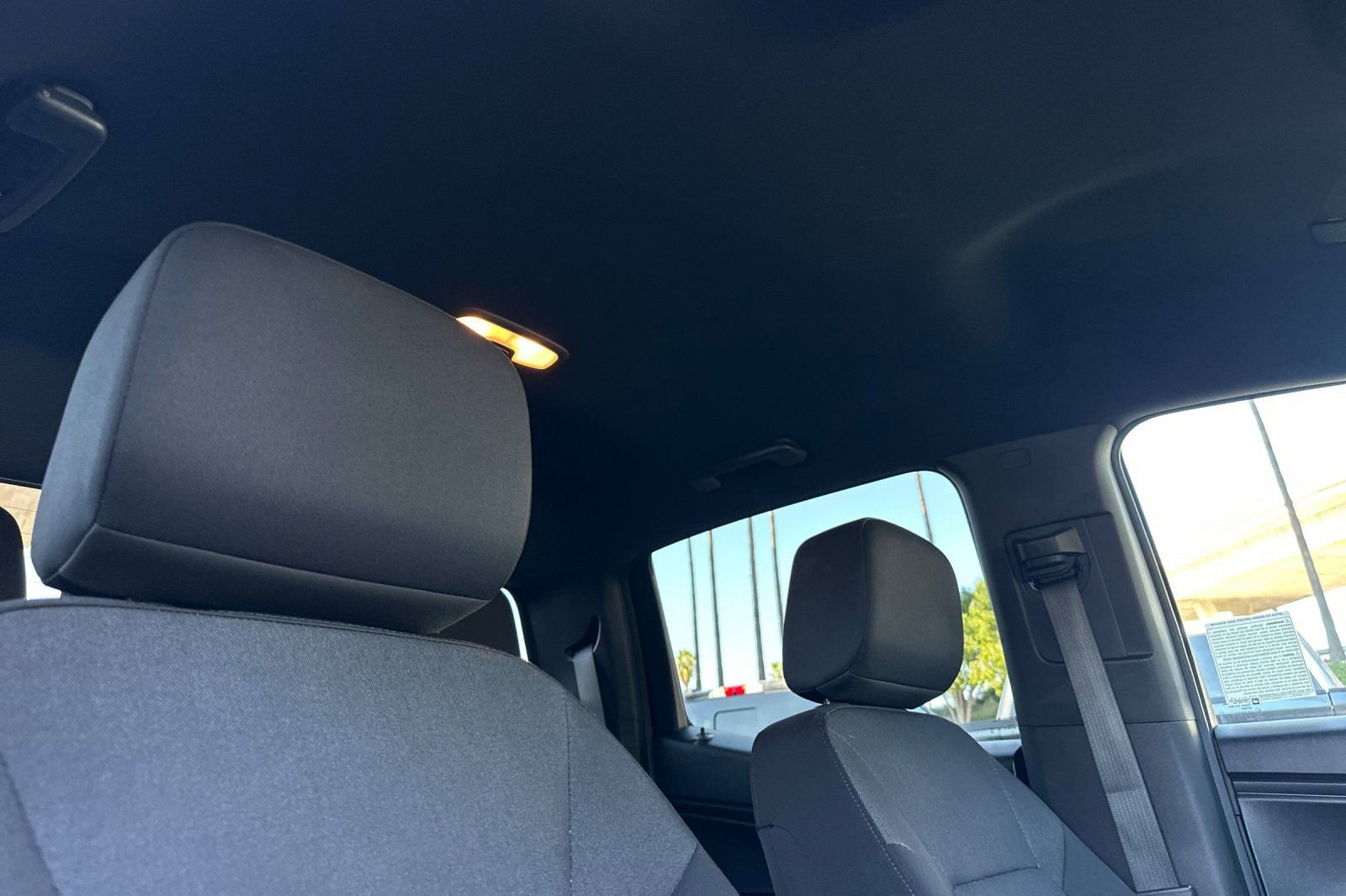 Used 2023 Chevrolet Colorado Trail Boss w/ Technology Package image 15