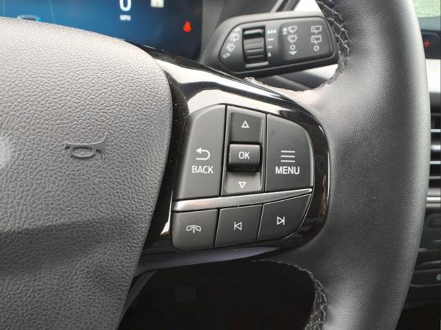 Certified 2025 Ford Escape Platinum FWD image 27