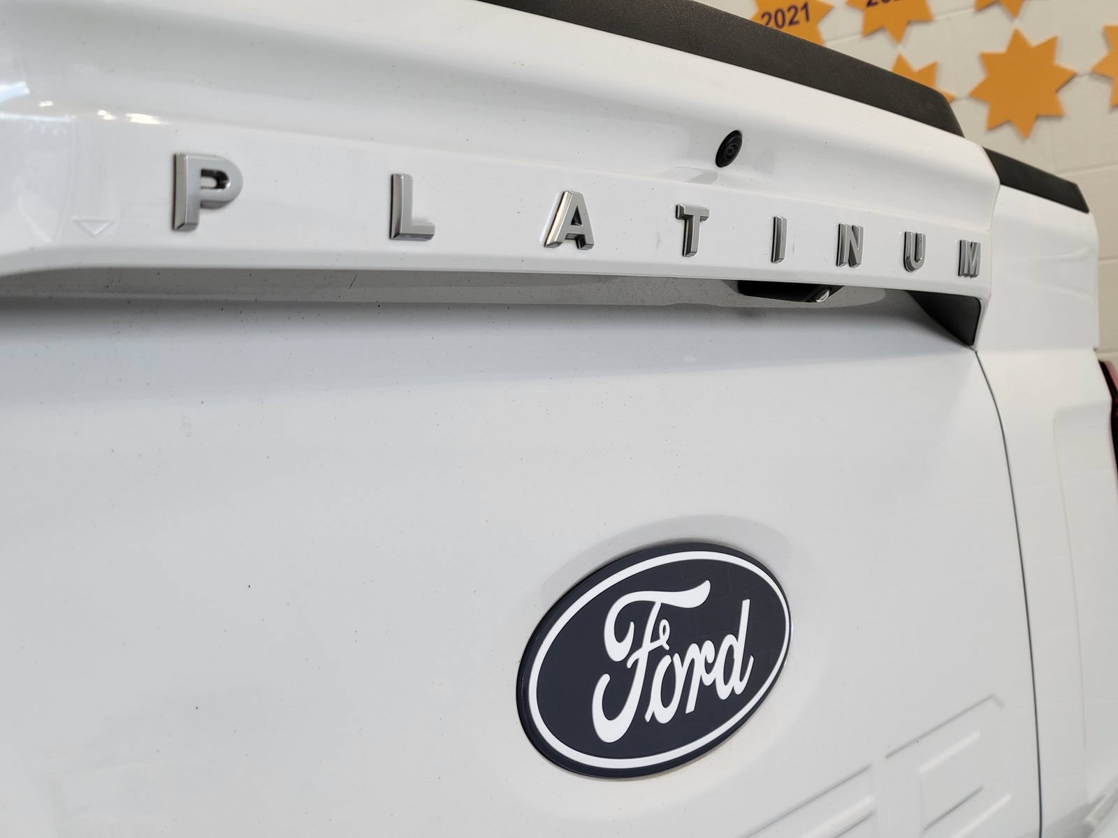 Certified 2024 Ford F150 Platinum w/ Equipment Group 703A Plus AWD/4WD image 32