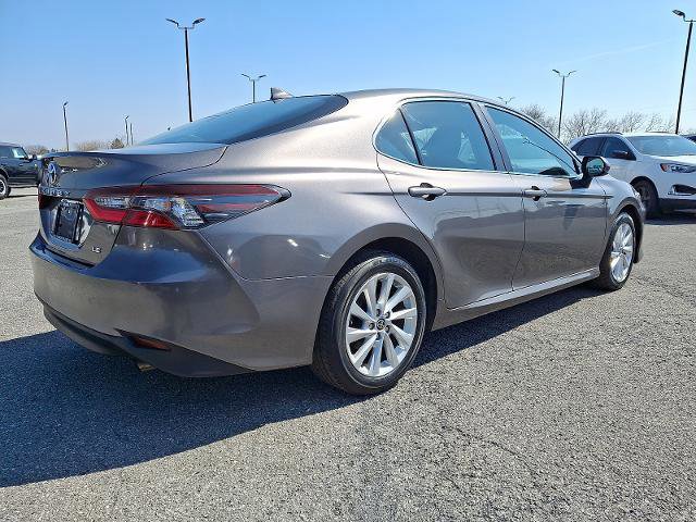 Used 2024 Toyota Camry LE FWD image 4