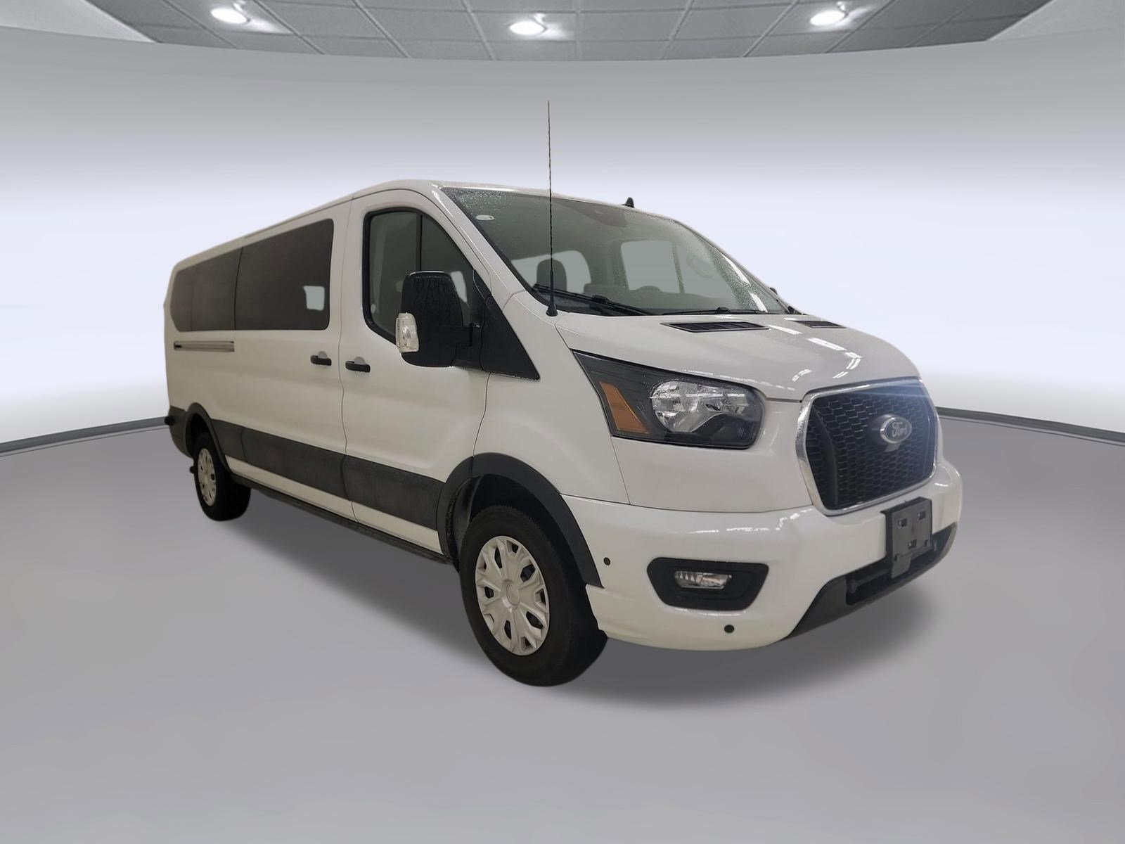 Certified 2024 Ford Transit 350 XLT RWD image 7