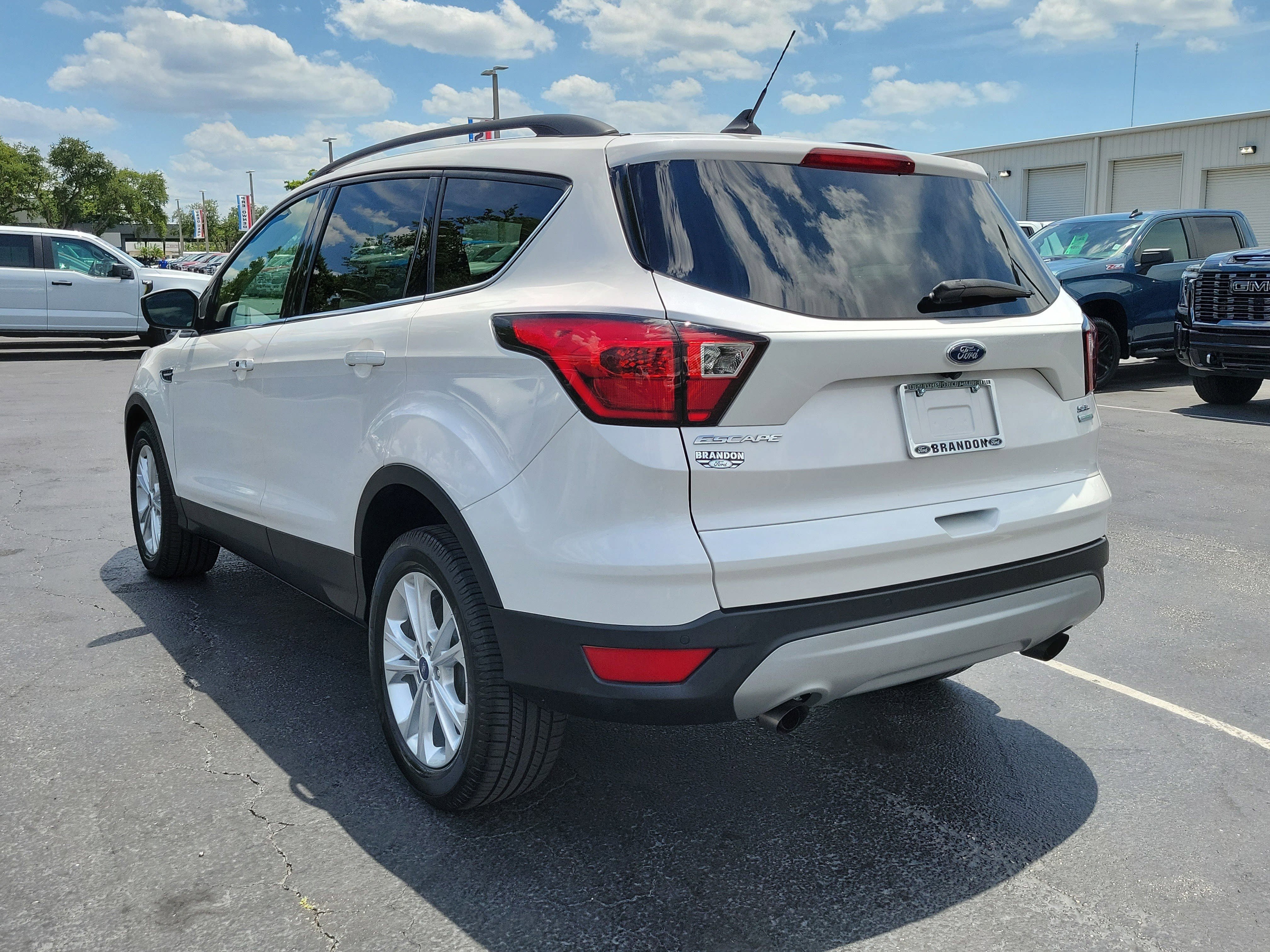 Certified 2019 Ford Escape SEL FWD image 7
