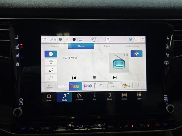 Used 2024 Jeep Wagoneer L 2WD w/ Premium Group I image 18