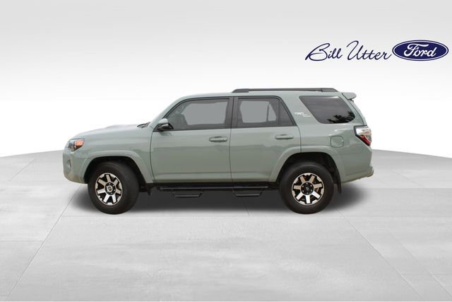 Used 2023 Toyota 4Runner TRD Off-Road Premium w/ Moonroof Package AWD/4WD image 7
