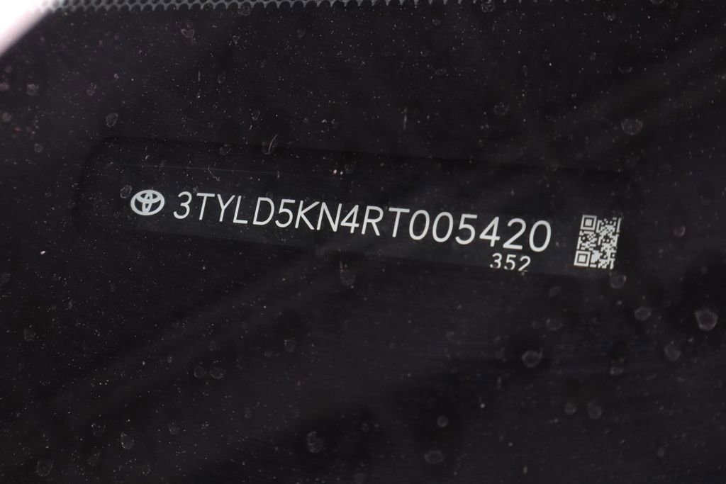 Used 2024 Toyota Tacoma SR AWD/4WD image 34