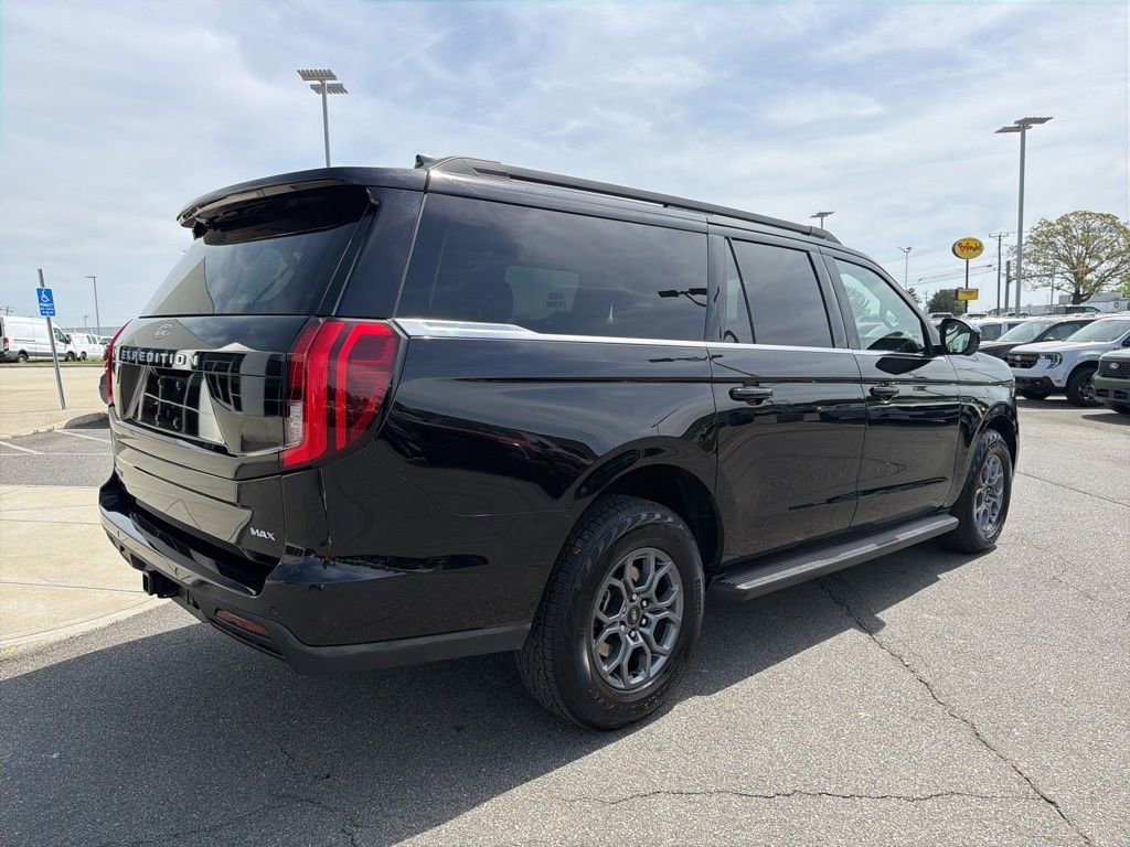 Certified 2025 Ford Expedition Max Active AWD/4WD image 4